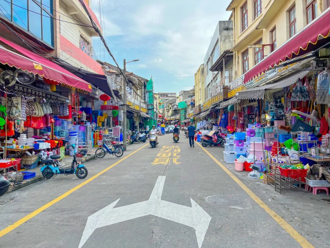 这些老街旧巷中,藏满了肇庆人儿时的回忆.--肇房网