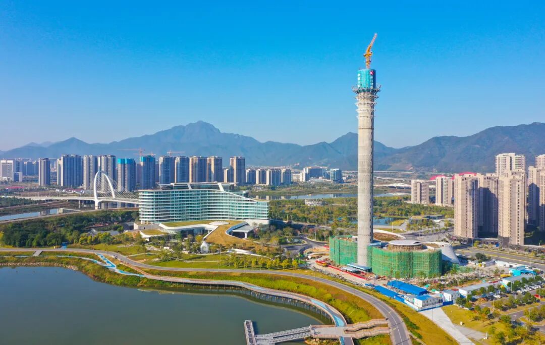 肇庆这座地标建筑顺利封顶!