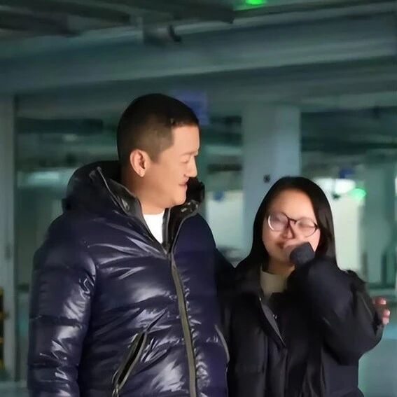 李亚鹏坦白:我有四个女儿,新女儿王菲合影曝光令人心酸