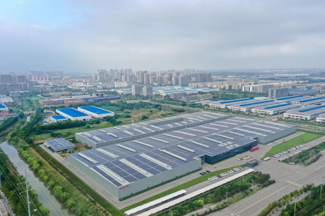 中恒电喷厂房外.jpg