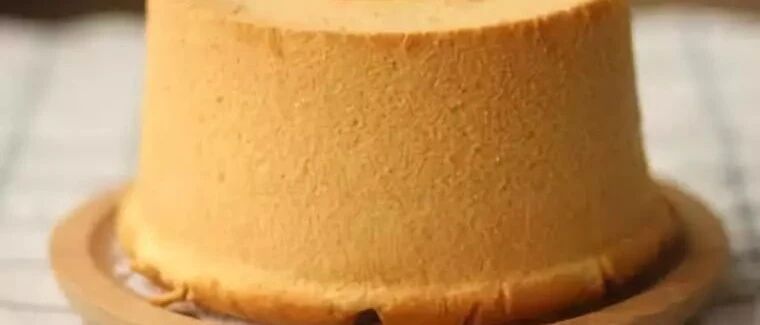 烘焙圈子：美丽的蛋糕离不开蛋糕坯的支撑～戚风蛋糕胚的做法是入门的最最基础之法！