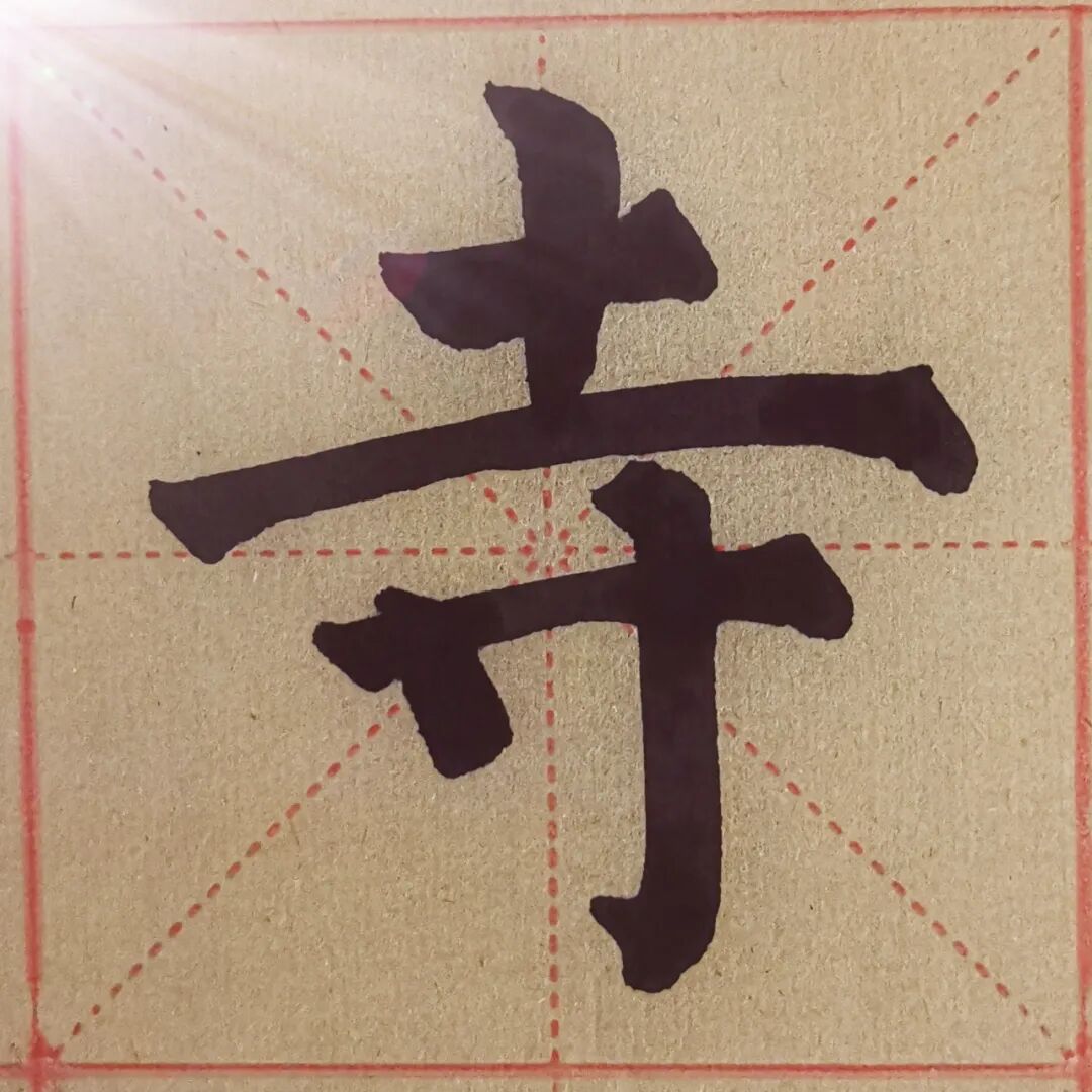 呼吸机怎么换氧气呼吸机里出来的是氧气吗？_https://www.jmylbn.com_新闻资讯_第13张