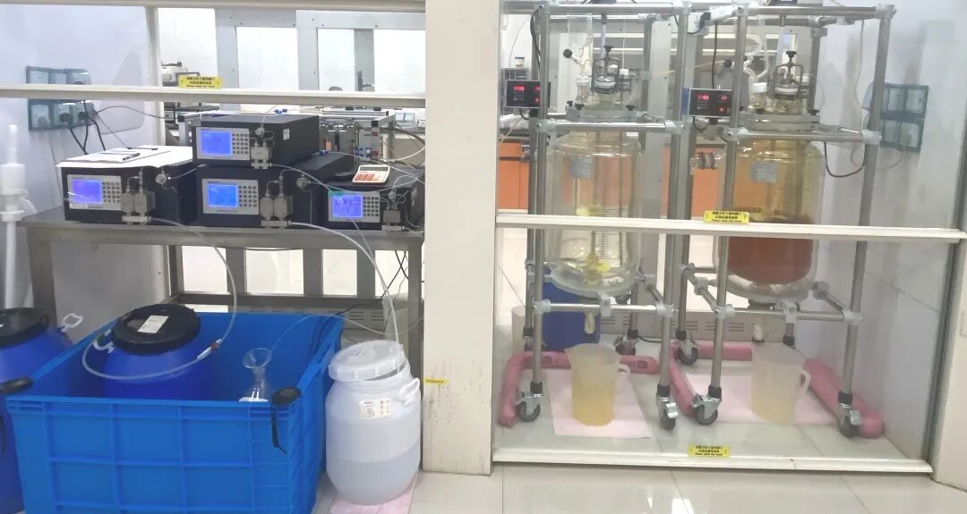 康寧與巴斯夫攜手，八周快速擴大流動化學(xué)工藝規(guī)模，成功產(chǎn)出數(shù)百公斤產(chǎn)品