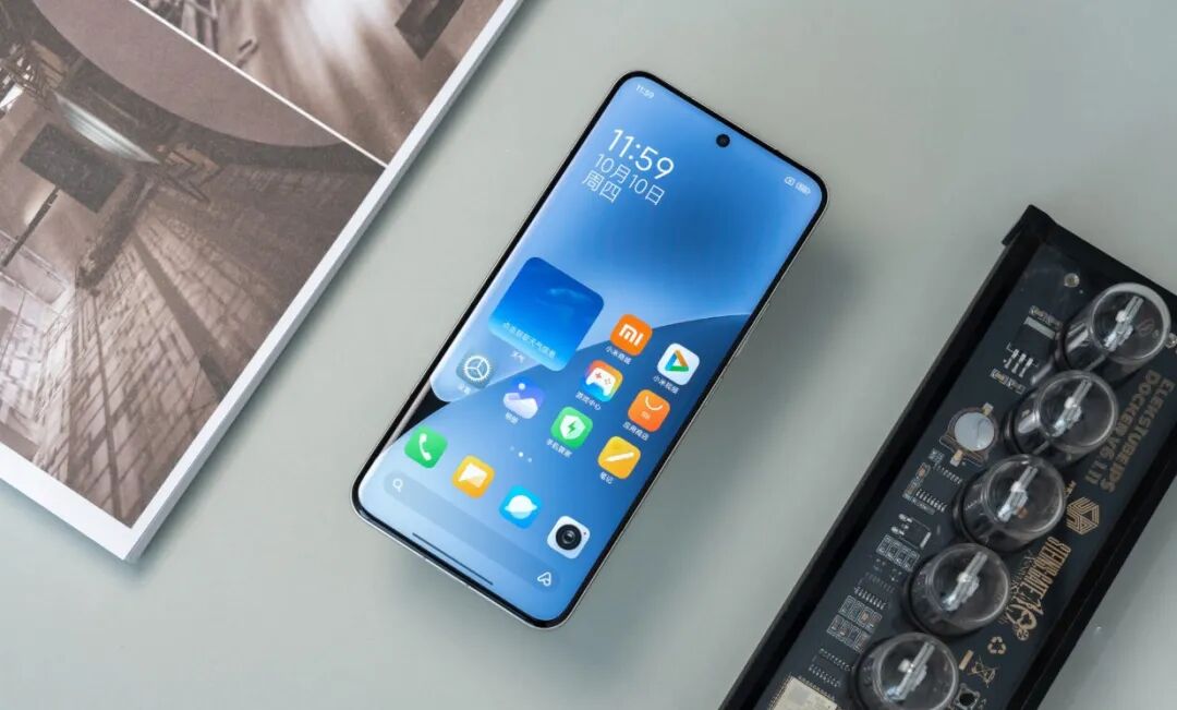 2025销量“狂飙”的四款手机