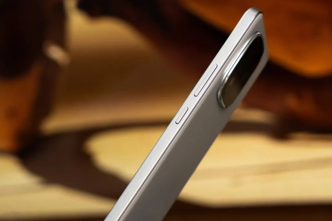 11月买手机，这3款性价比战神，近乎“无差评”