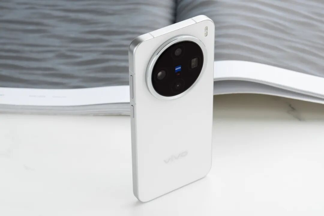 2025续航“最强”的小屏手机