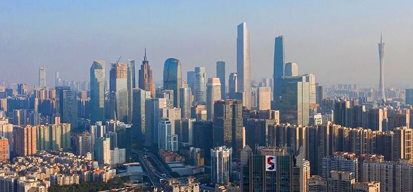 在广州买房，相同预算，主城改善和近郊豪宅怎么样选?