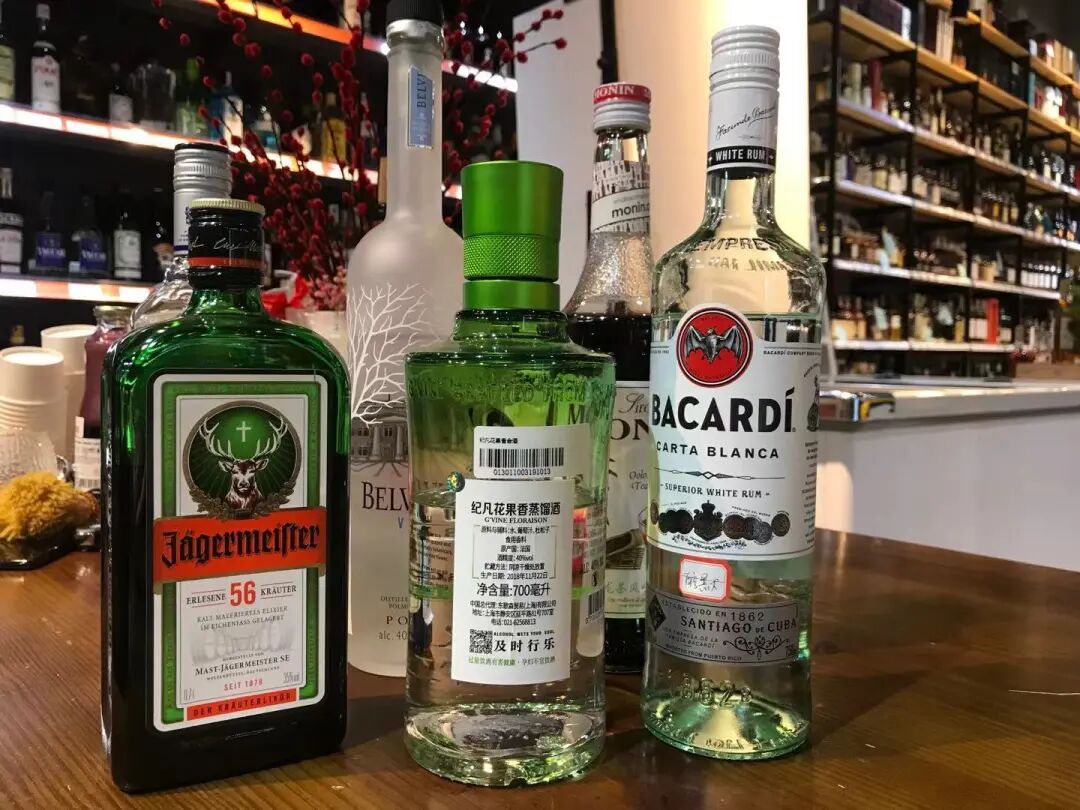 野格酒配可乐_野格兑碳酸饮料_野格酒配什么饮料好喝