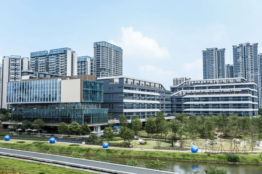 南沙茗筑水岸165-200㎡的大平层产品，只有66套！