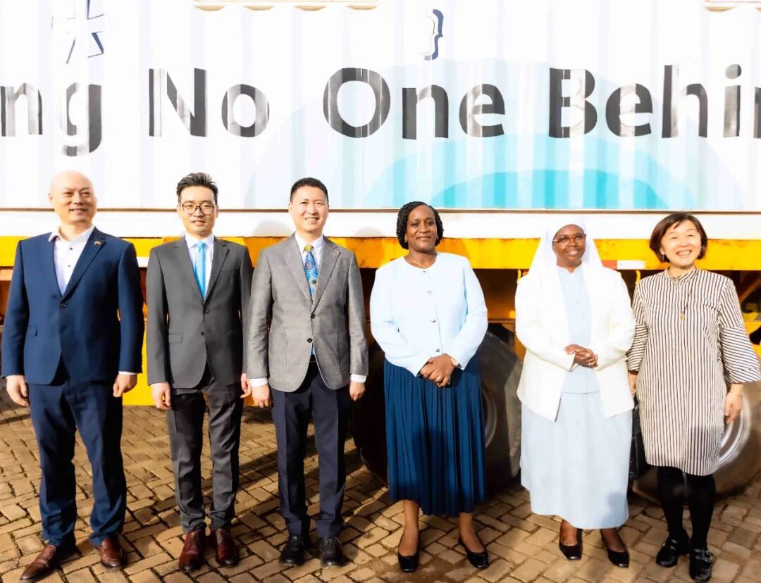 驻卢旺达使馆成功举行观影活动-中非友好经贸发展工作委员会