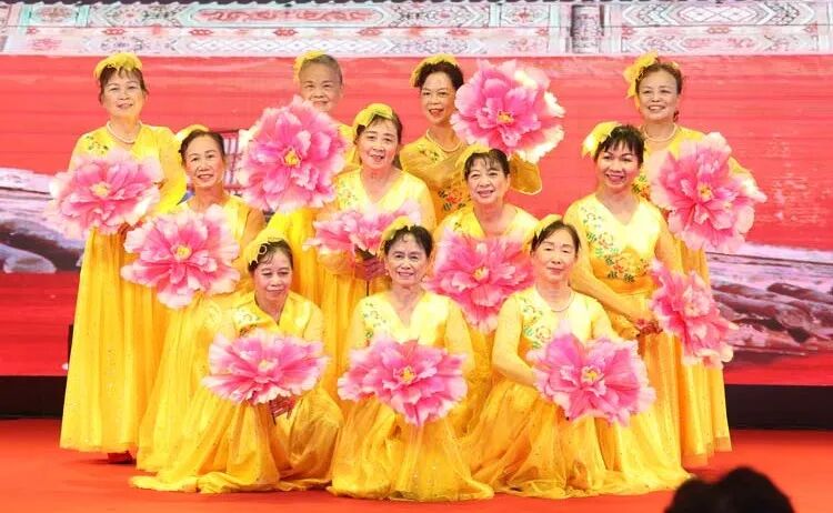 二十载春华秋实，健康梦同心共筑——广州全科20周年千人健康文化盛会开幕