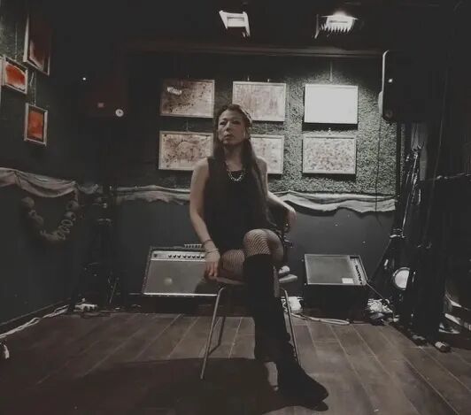 人在唱歌

低可信度描述已自动生成