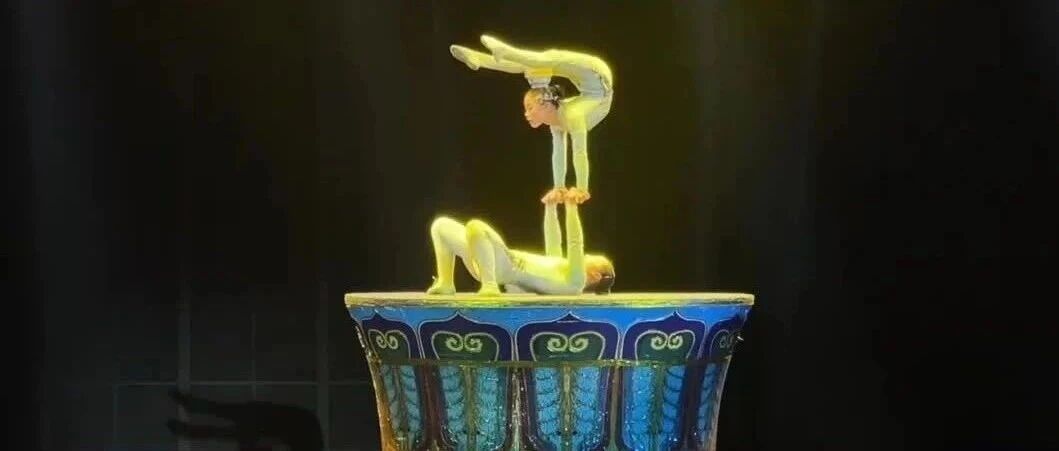 【Ticket Booking】Beijing Must See Acrobatics Show Discount Tickets Booking at Red Theater 外宾入境旅游 北京红剧