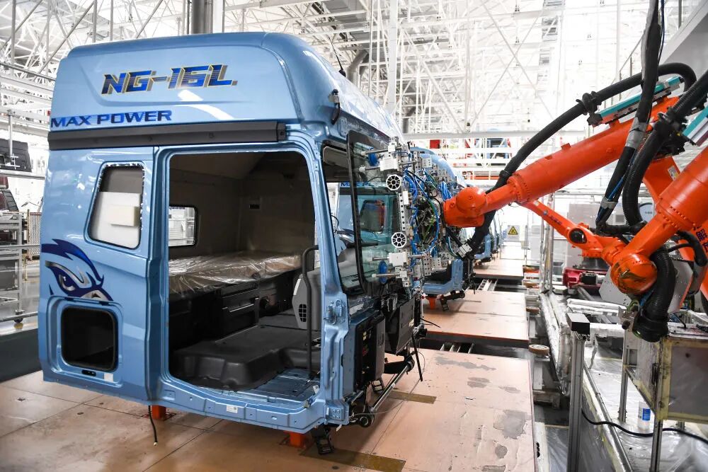 人工智能+机器人，如何打造未来“超级工厂”？