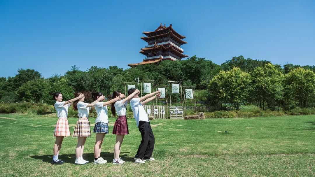 “毕业季 · 致青春”，你们要的免票来啦！这个暑期等你来撩~