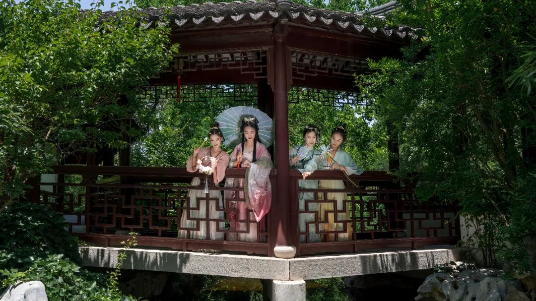 “毕业季 · 致青春”，你们要的免票来啦！这个暑期等你来撩~