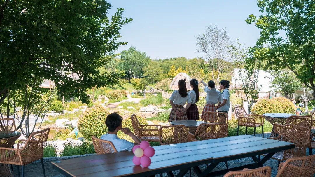 “毕业季 · 致青春”，你们要的免票来啦！这个暑期等你来撩~