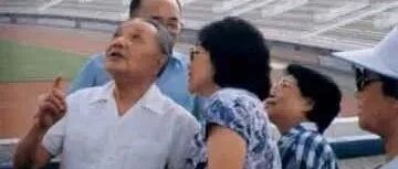 缅怀 | 邓小平逝世25周年！他作为“体育迷”怎么看奥运?