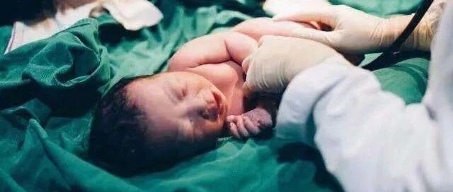 关注 | 天津生娃只准1人陪护？卫健委回应！