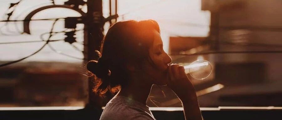 女人千万不能做情人!