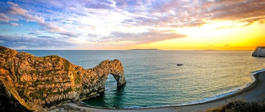 充电桩发展空间大，这支超跌值得密切关注