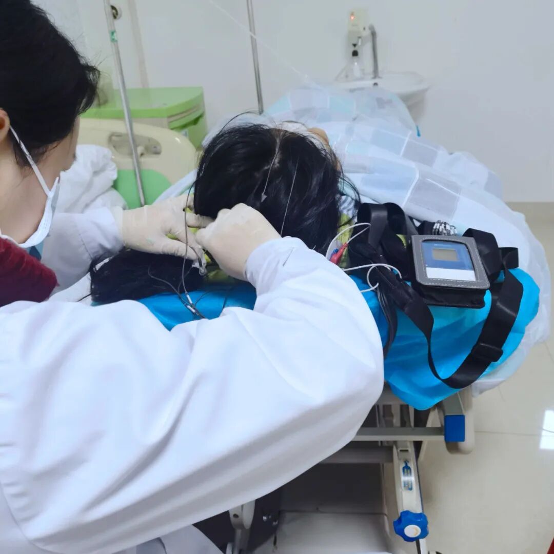 动态脑电图怎么看癫痫诊断出新招——动态脑电图_https://www.jmylbn.com_新闻资讯_第4张