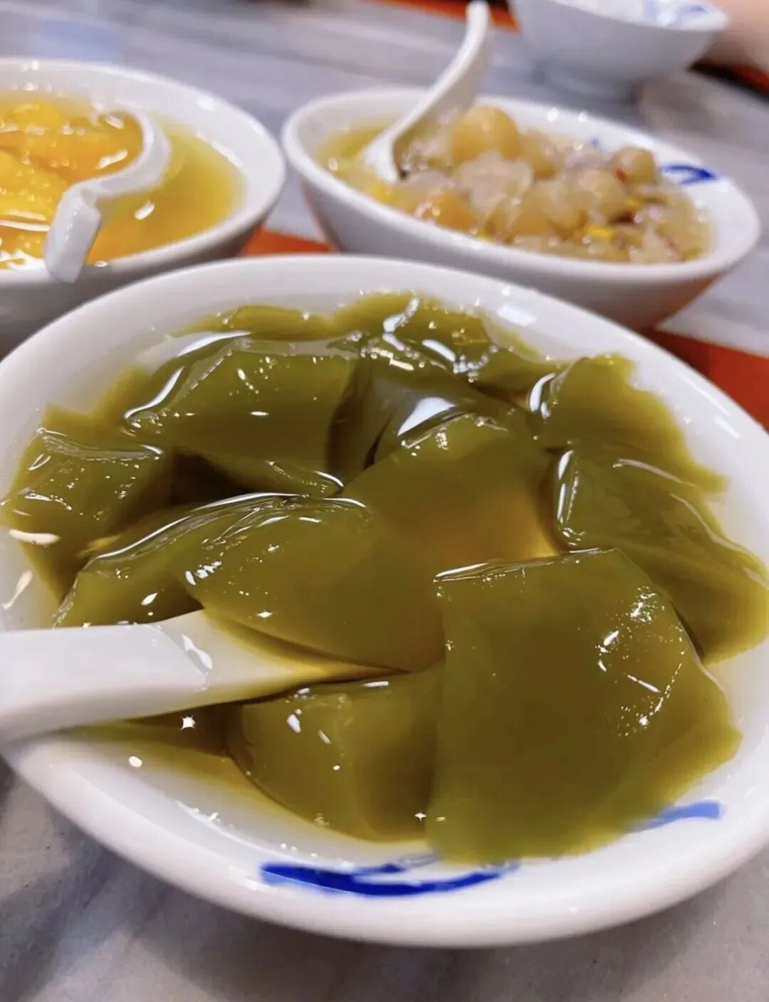 大众点评@厨艺精进的贝猫来东兴必喝的糖水,属于东兴人自己的鲜芋仙