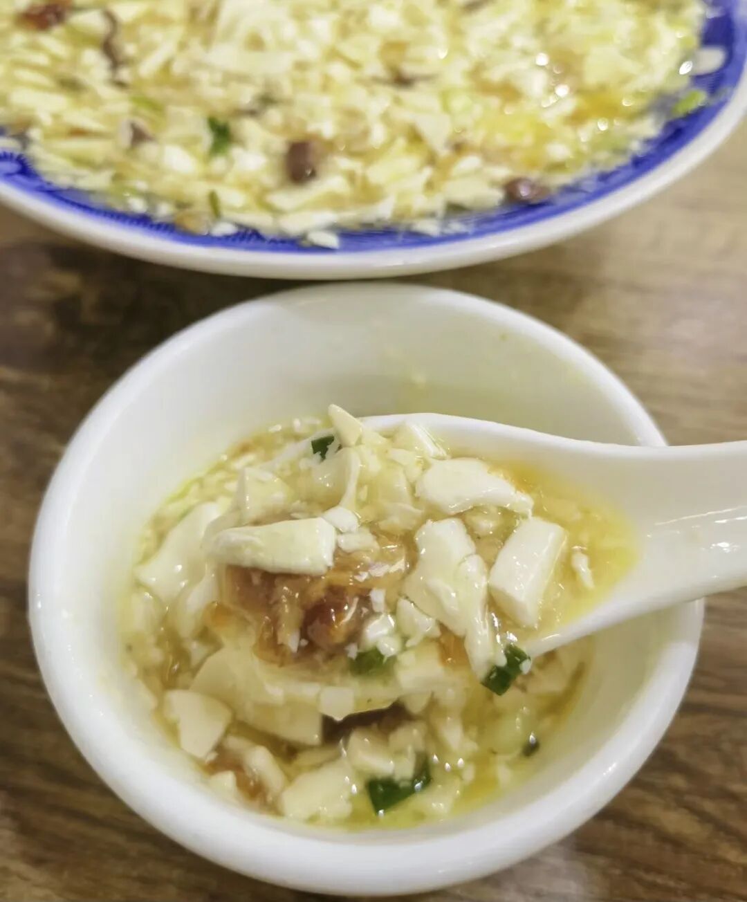 高铁3h直达，小吃10元管饱！不愧是文学届美食家笔下的宝藏县城！