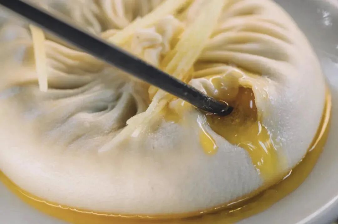 高铁3h直达，小吃10元管饱！不愧是文学届美食家笔下的宝藏县城！