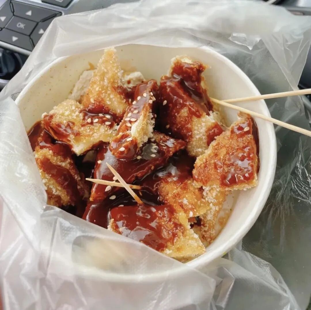 高铁3h直达，小吃10元管饱！不愧是文学届美食家笔下的宝藏县城！