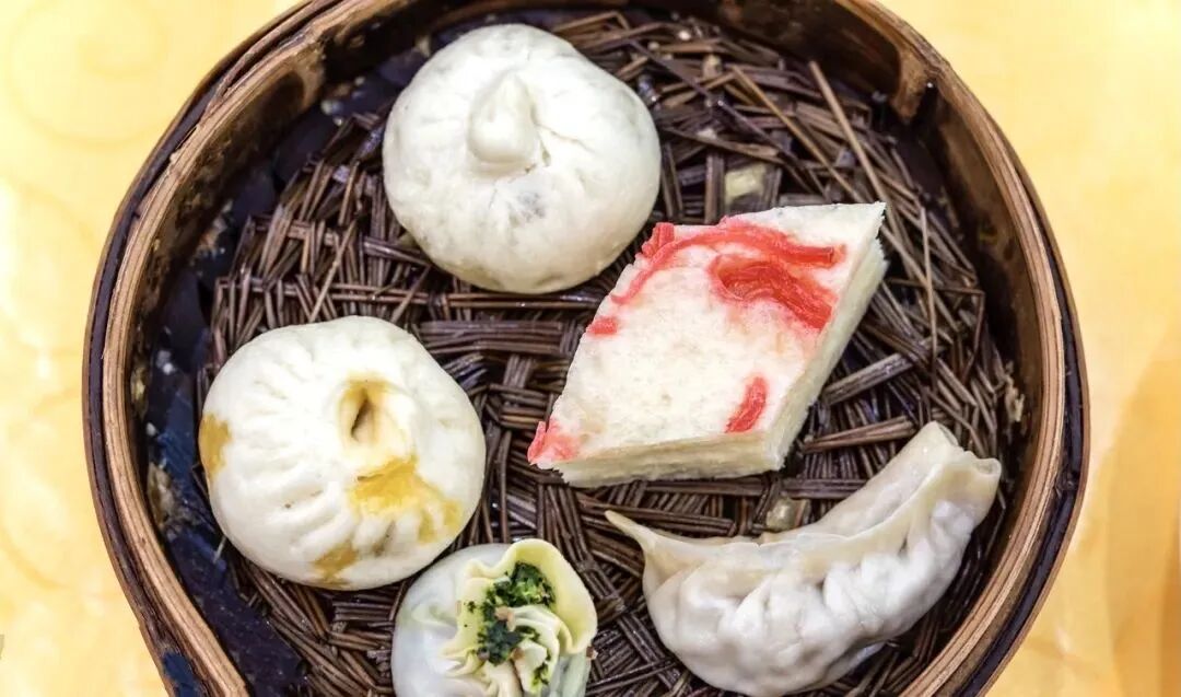 高铁3h直达，小吃10元管饱！不愧是文学届美食家笔下的宝藏县城！