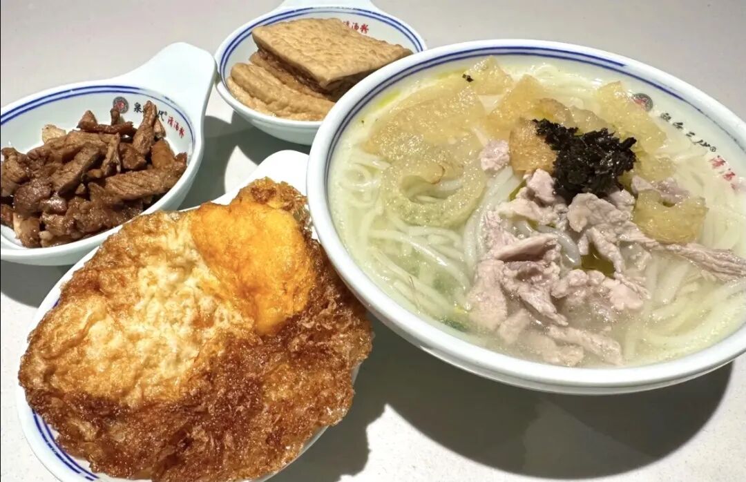 三省交接又找到一座冷门又好吃的小城，美食比厦门还王炸！