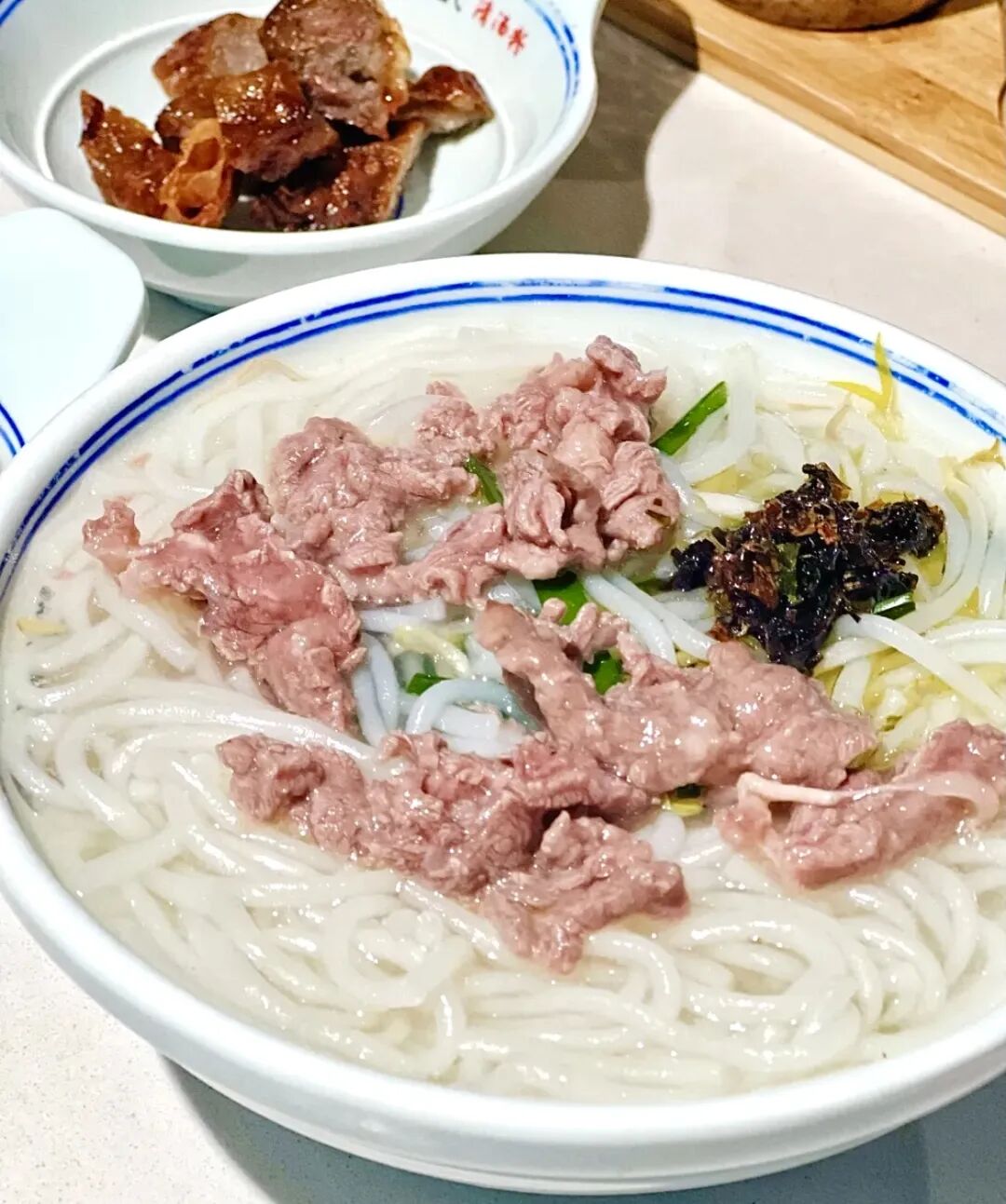 三省交接又找到一座冷门又好吃的小城，美食比厦门还王炸！