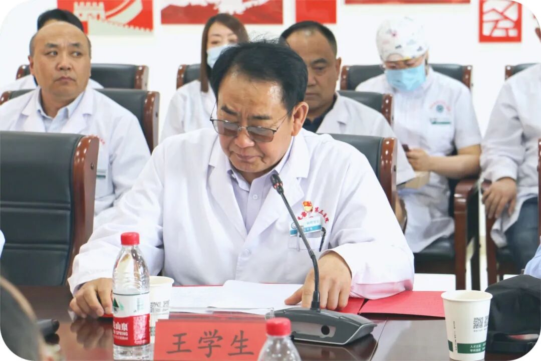 包含北京大學(xué)腫瘤醫(yī)院特色醫(yī)療黃牛掛號(hào)合理收費(fèi)的詞條