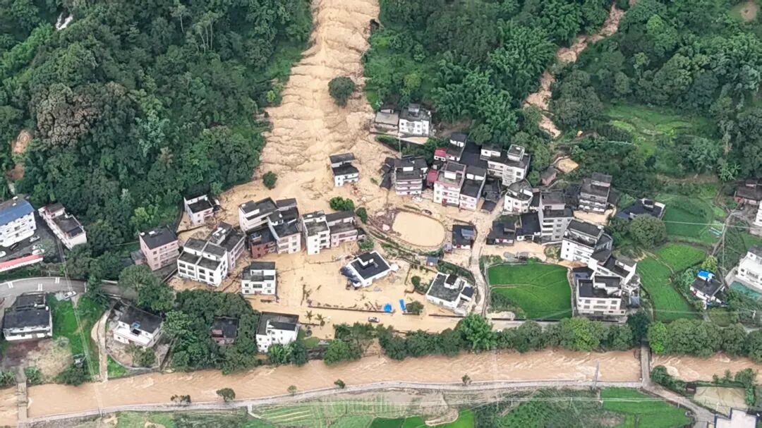 灾害发生后航拍图