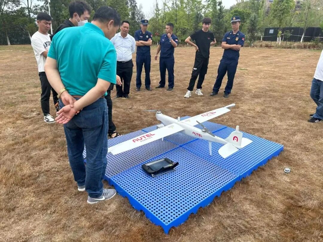 服务涵盖昆明无人机培训、昆明保安服务、昆明物业服务、昆明宠物医疗美容、昆明职业技能培训服务、昆明广告策划、昆明安防监控。