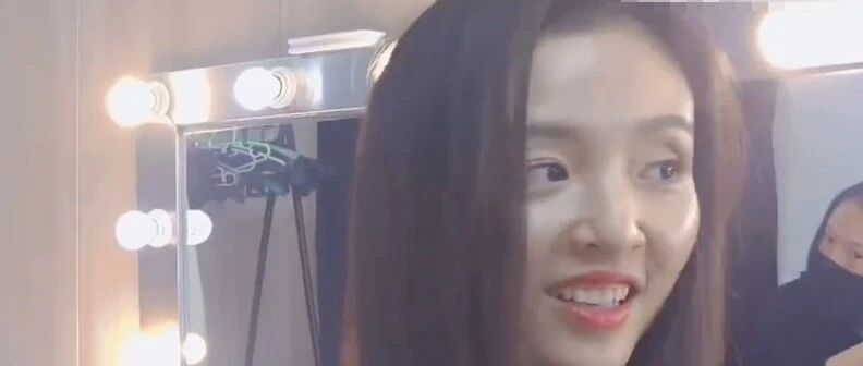 吴倩生图照曝光，脸颊突出暗黄消瘦，比起精修图老了至少10岁