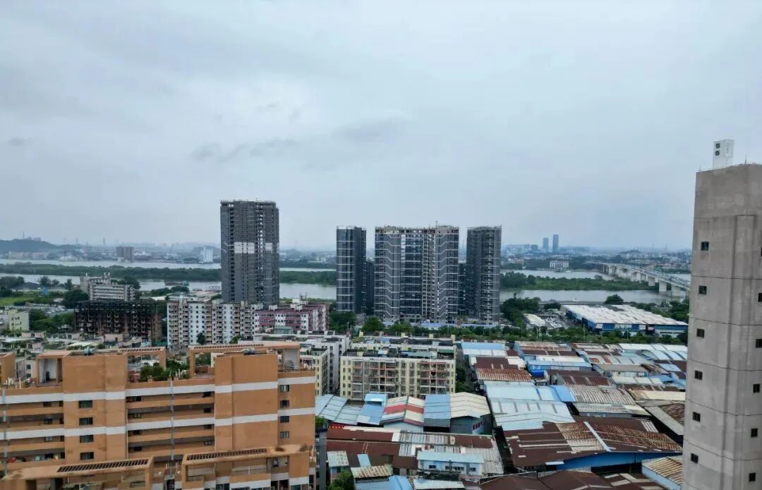 金融城别墅新城市领院，价格段在15-20万/㎡