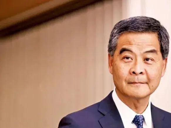 千万不要送孩子到香港上学_香港孩子上学要钱吗_孩子去香港上学