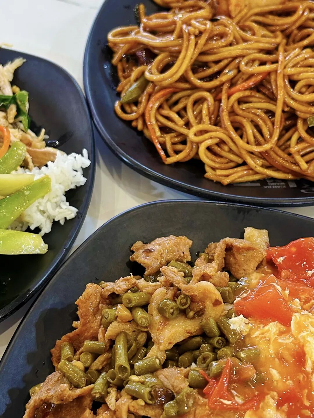 四方食事，不过一碗人间烟火