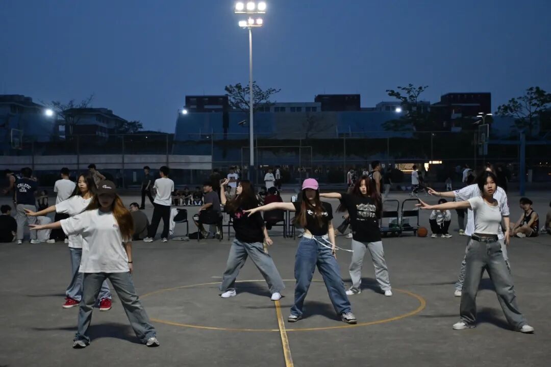 “一站式”学生社区 | 明德书院第四届体育文化节开幕式来啦！