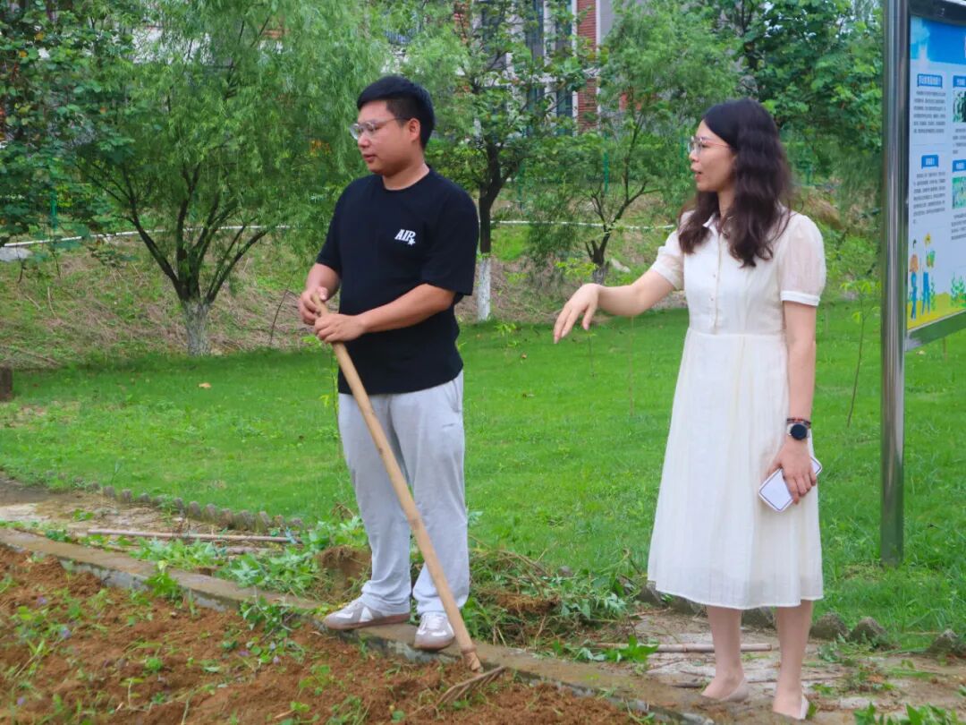 一站式学生社区|明德书院劳动栽培，感悟成长魅力