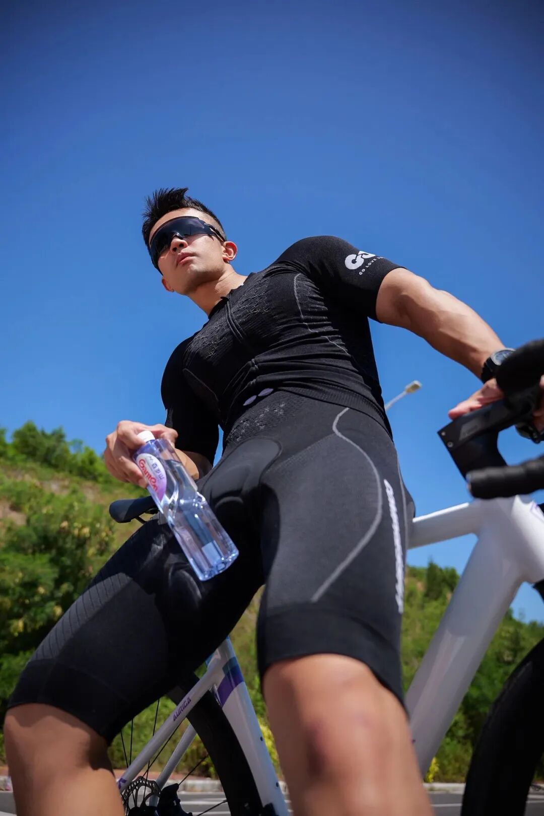 肌肉博主特大昊洗澡视频被删了！尺度太大了？