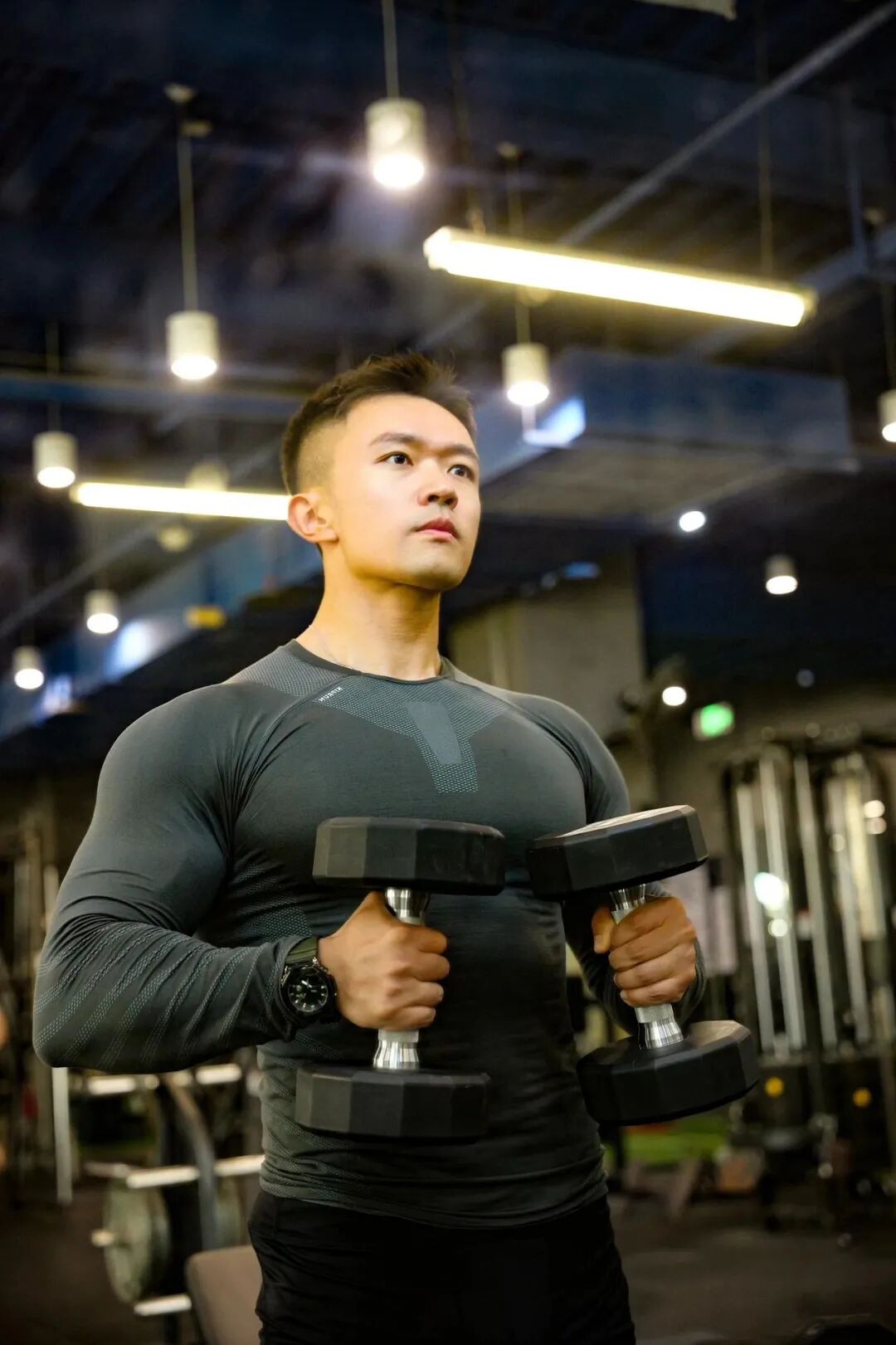 肌肉博主特大昊洗澡视频被删了！尺度太大了？