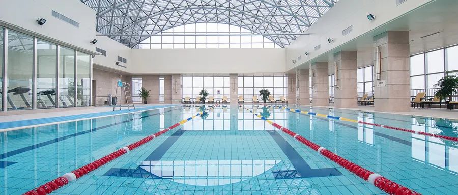 武汉洲际酒店游泳池图片