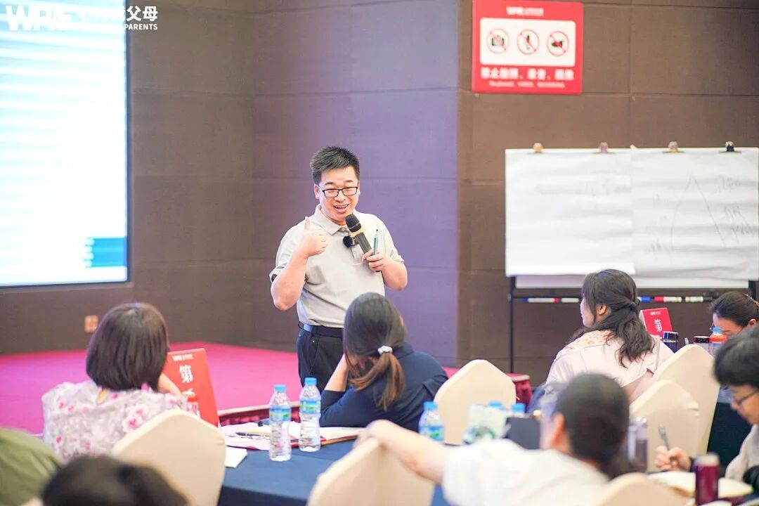 海勇老师用一个小测试戳破教育真相：多少父母自诩对孩子“掏心掏肺”，却从未真正“用心”！