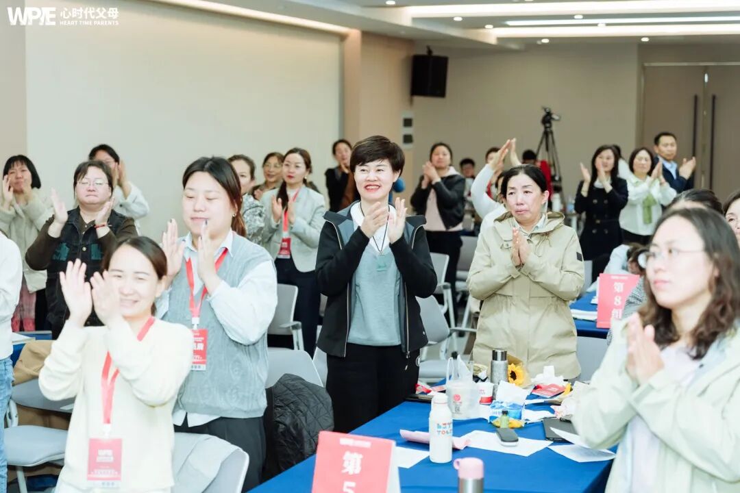 一位单亲妈妈的自白：“我以为我们关系很好，直到上大一的儿子因自残在手臂上缝了五针后……”