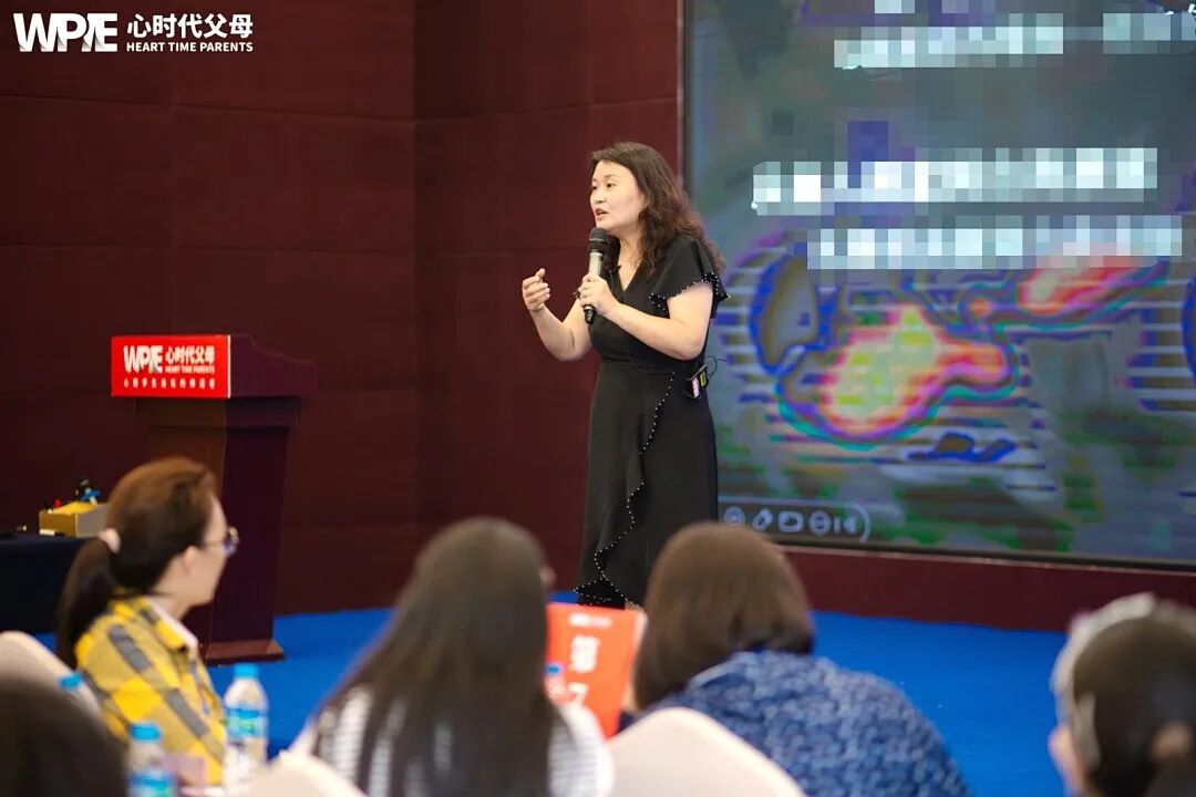 男怕入错行，女怕嫁错郎——一位母亲的纠结：“没爸妈托举的男孩儿，到底能嫁吗？”