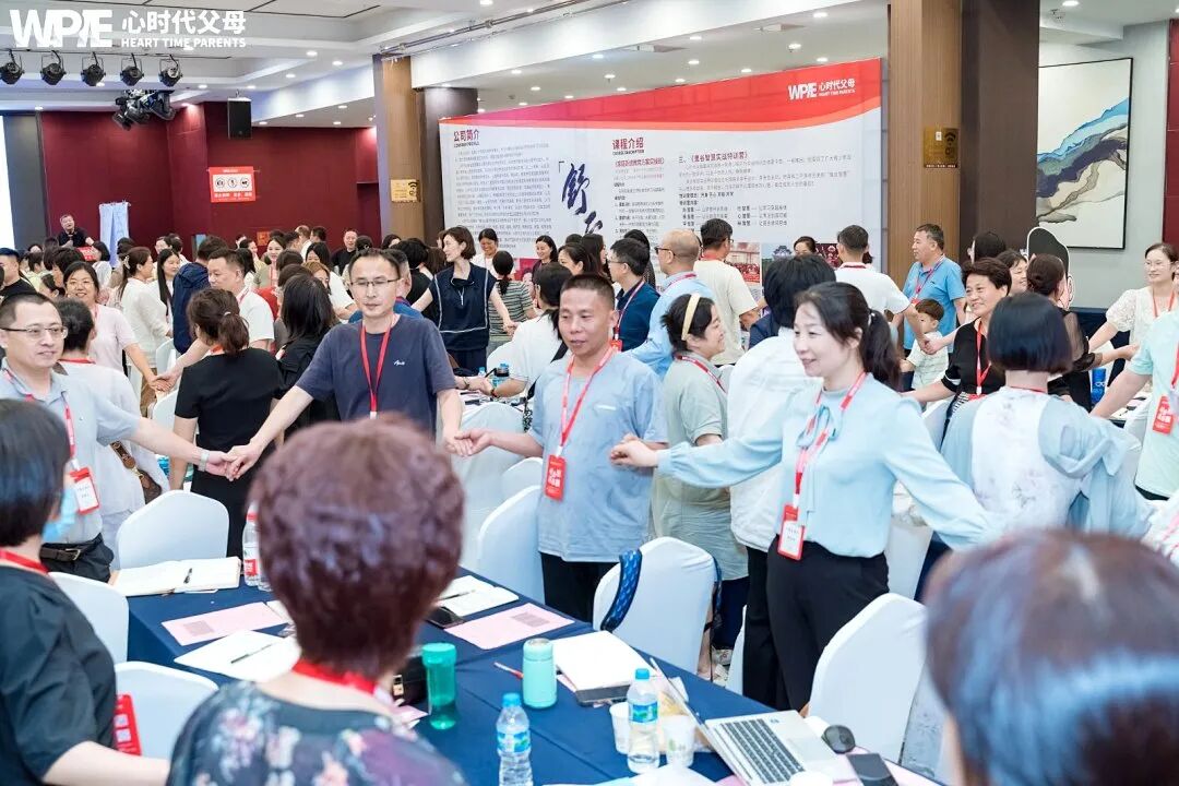 育儿避坑：亲子关系再好，也禁不起这3句话的消耗！你中招了几个？