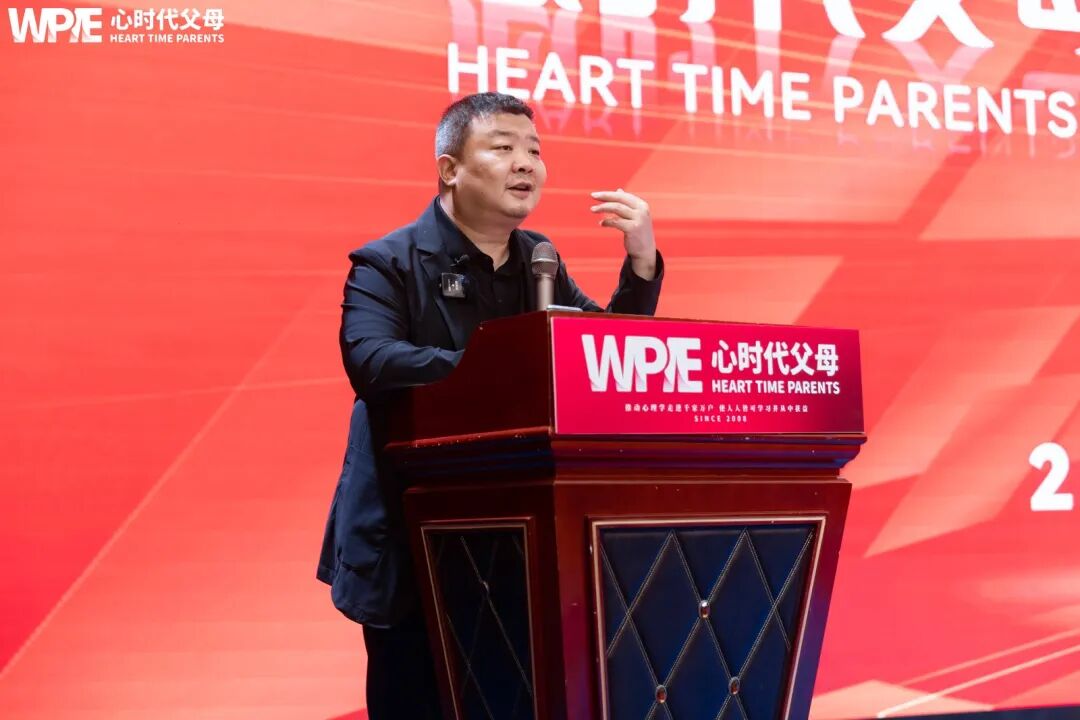 从“别烦我”到“没意思”：我用三招，让女儿主动放下手机